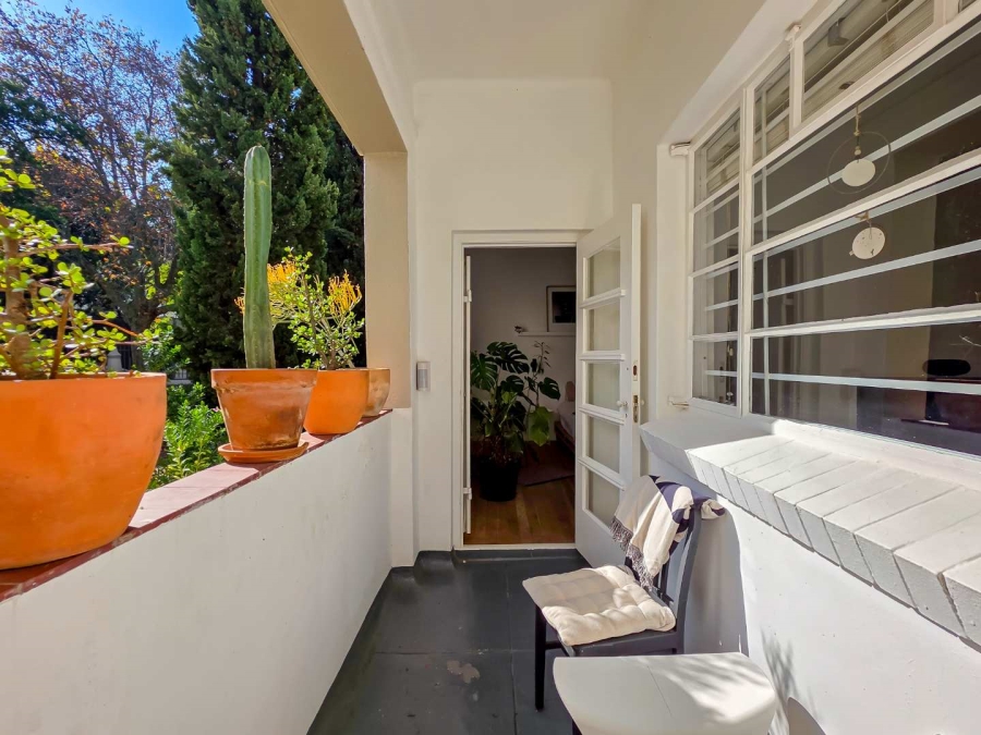 2 Bedroom Property for Sale in Tamboerskloof Western Cape